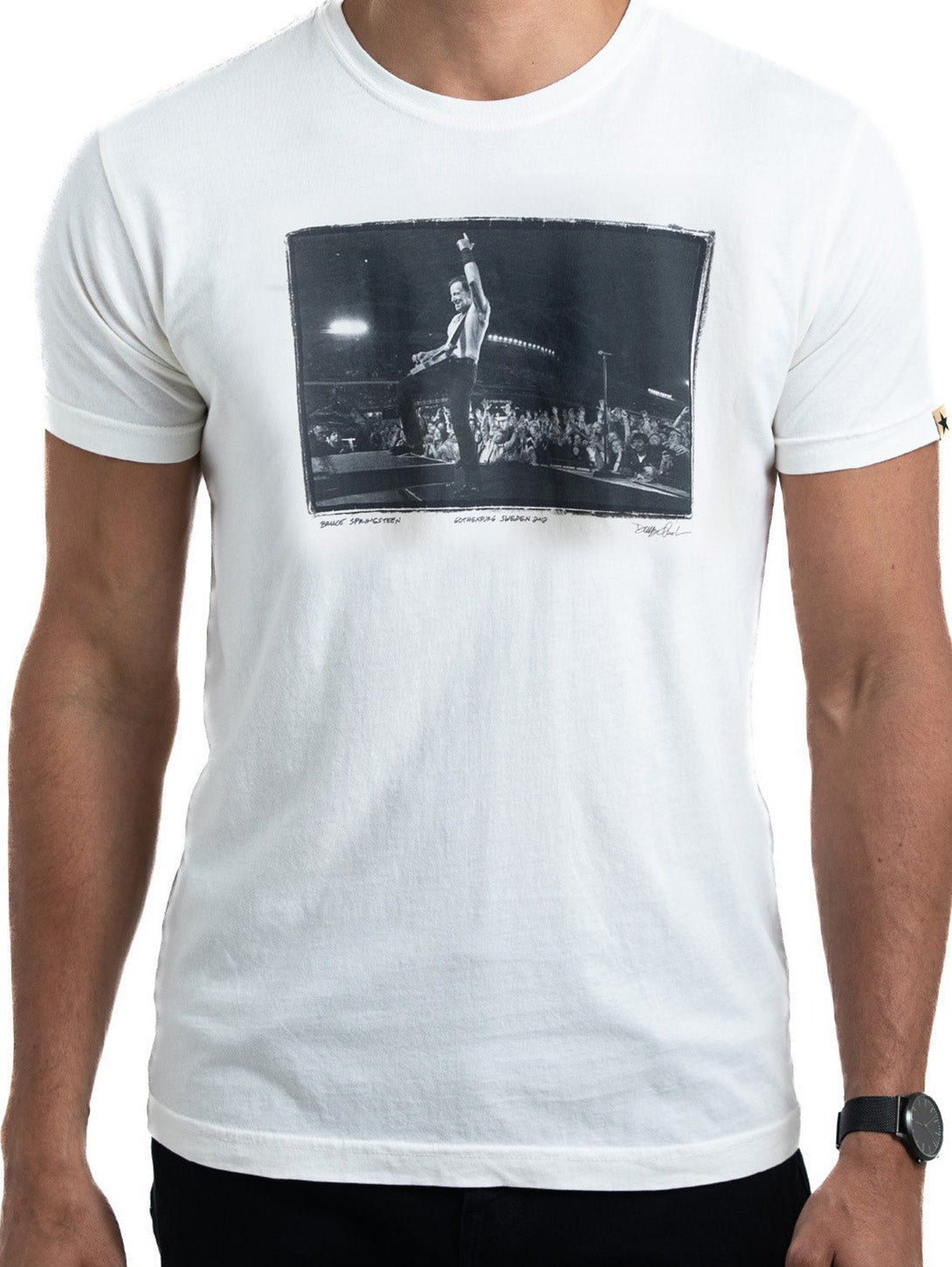 CLINCH | Bruce Crowd Tee - Vintage White | Over the Rainbow Canada