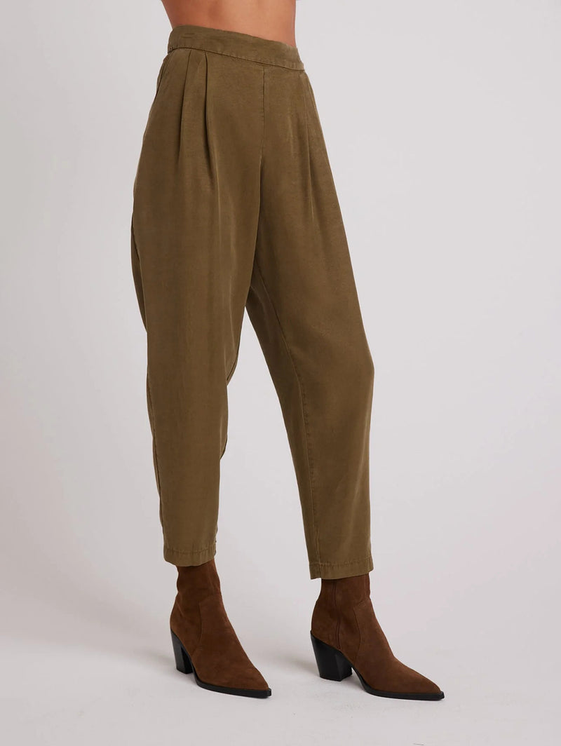 Nico Clean Waist Slouchy Trouser - Basil Green-Bella Dahl-Over the Rainbow