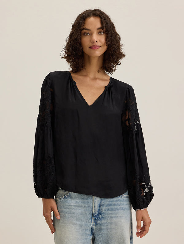 Tyra Top - Black-Velvet-Over the Rainbow